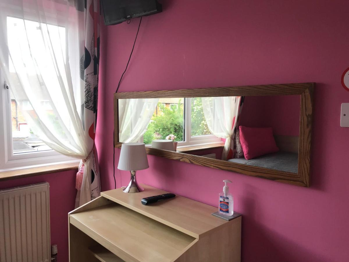 Becontreelodge * Dagenham